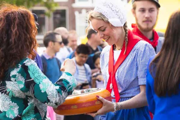 Learn about Dutch cheese