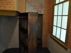 The Anne Frank House, hiding