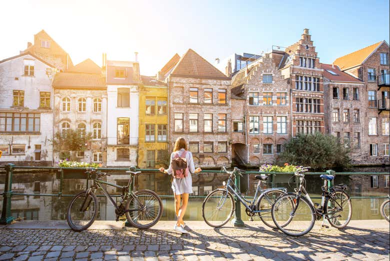 Discover the charm of Antwerp and Cologne
